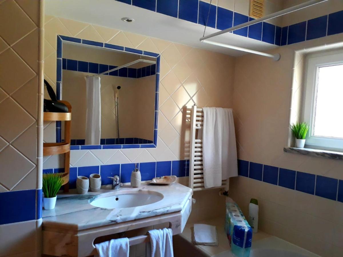 Aparte Wohnung Mit Sudterrasse Am Park 타비라 외부 사진